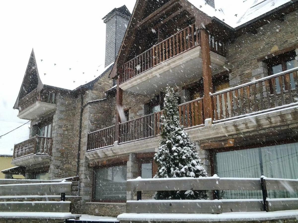 Plaus Villa Bossòst Exterior photo